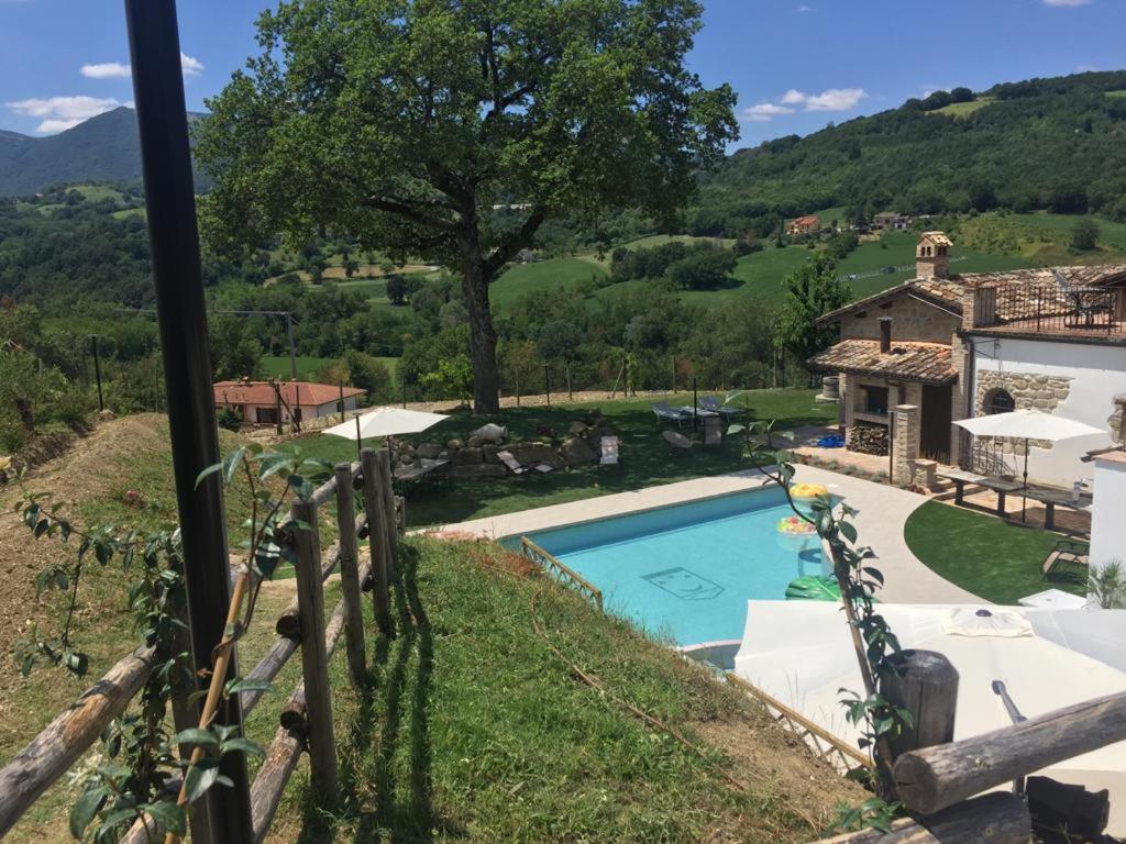 Azzurro Di Vallepietra Camporotondo di Fiastrone Buitenkant foto