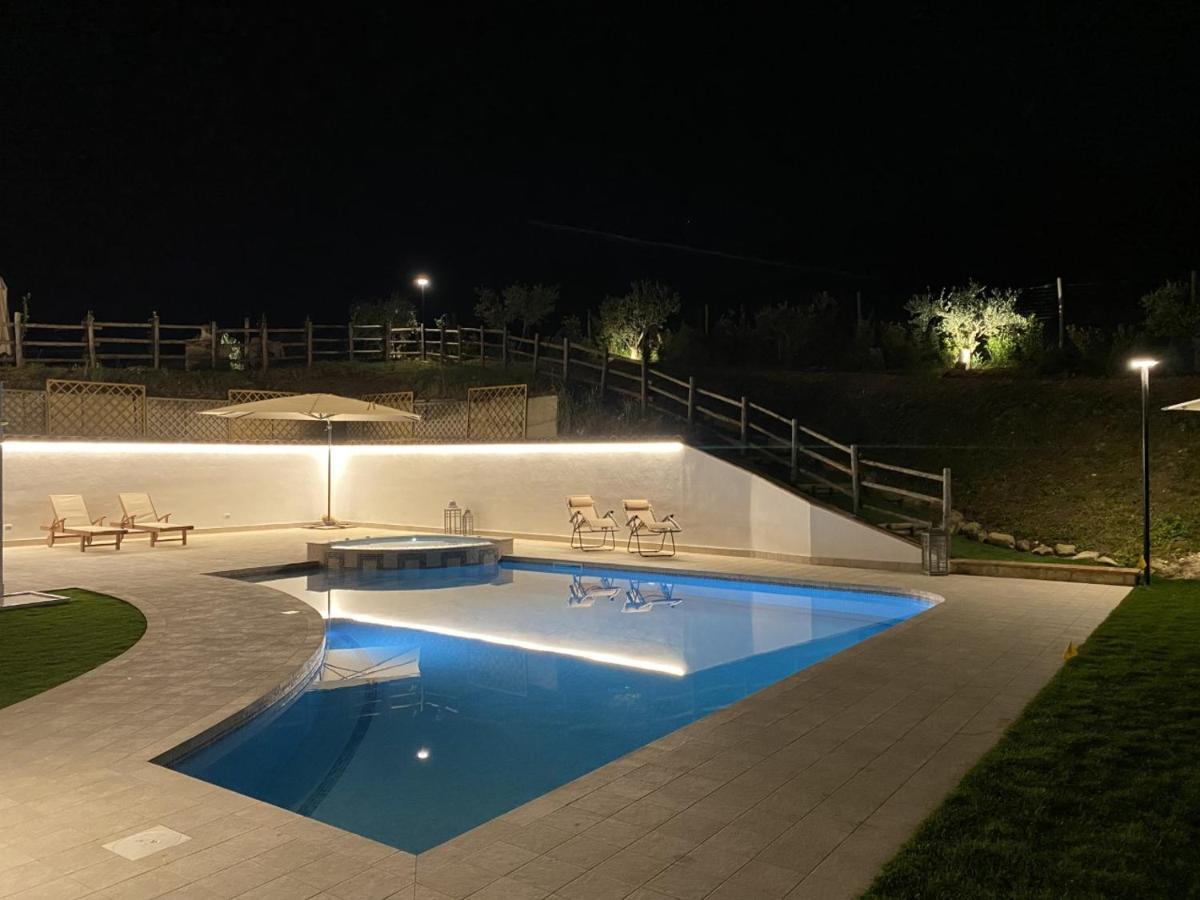 Azzurro Di Vallepietra Camporotondo di Fiastrone Buitenkant foto